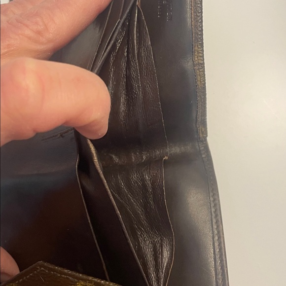 Louis Vuitton Dark Brown Monogram Wallet - Picture 6 of 8